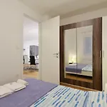 Your Pleasure Point Appartement *