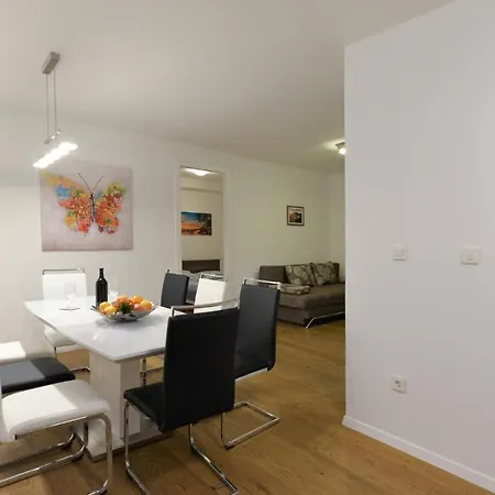 Your Pleasure Point Murter