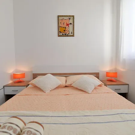 Your Pleasure Point Apartament Murter