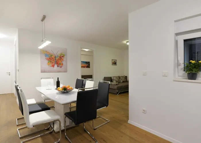 Your Pleasure Point Murter